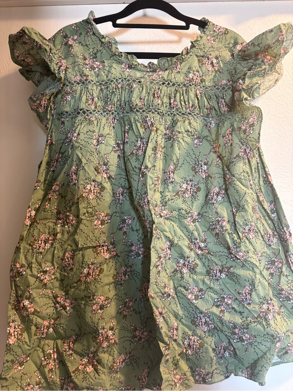 Lane Bryant Green Floral Smocked Short Sleeve Blouse